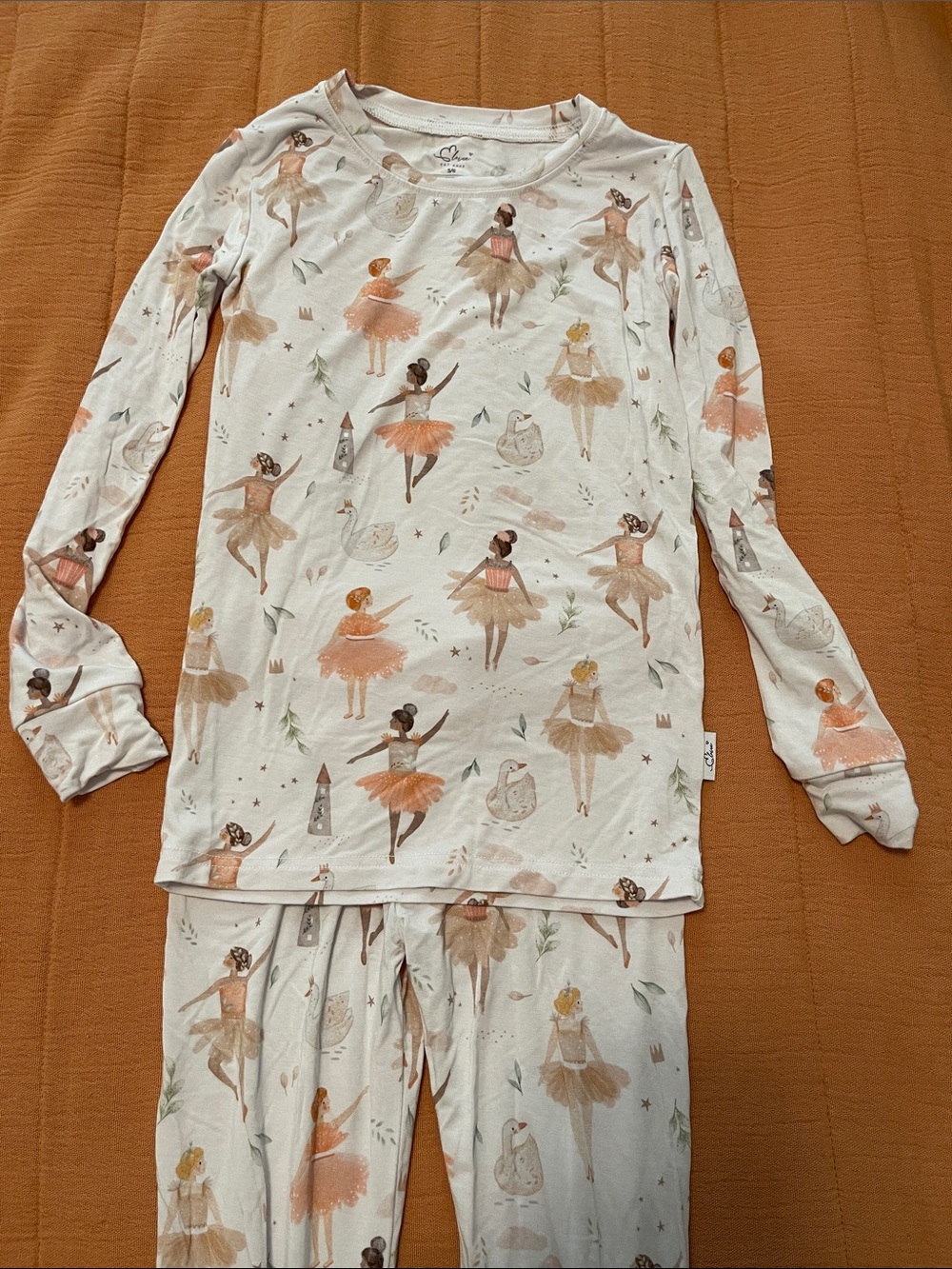 Girls' Ballerina Print Pajama Set - Soft Cream and Peach. Sz 5-6